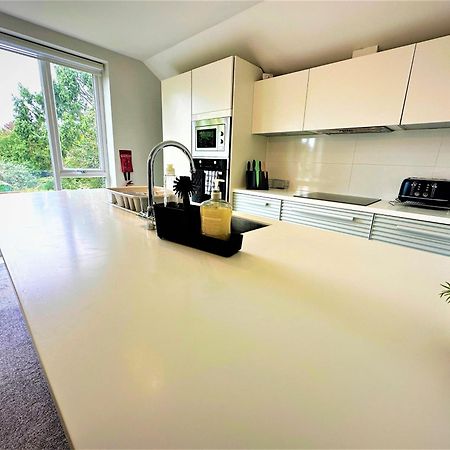 Horizon House, Modern 2-Bedroom Flat 2, Parking, Netflix, Oxford Exteriör bild